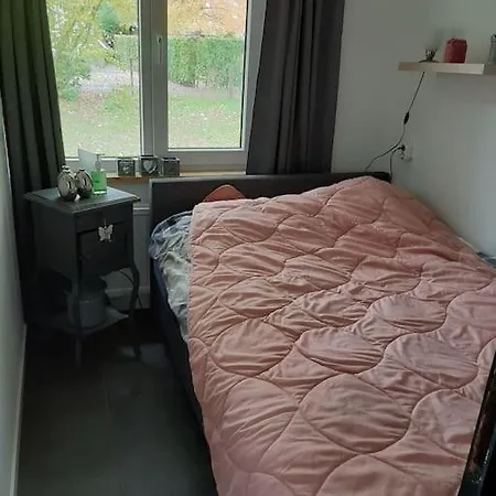 Vrijstaande Recreatievilla Met Ruime Omheinde Tuin Vakantiehuis *