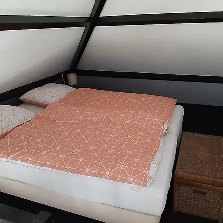 Vrijstaande Recreatievilla Met Ruime Omheinde Tuin Ferienhaus *