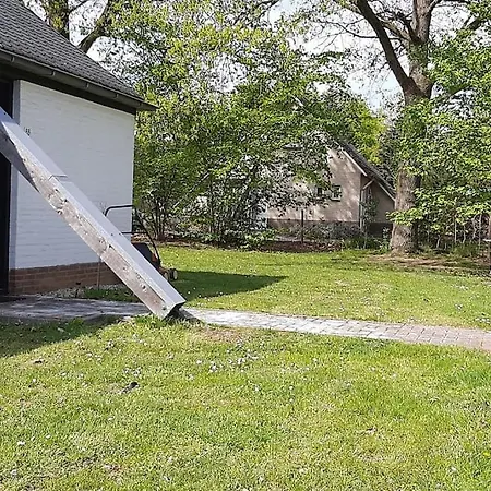 Vrijstaande Recreatievilla Met Ruime Omheinde Tuin * Posterholt