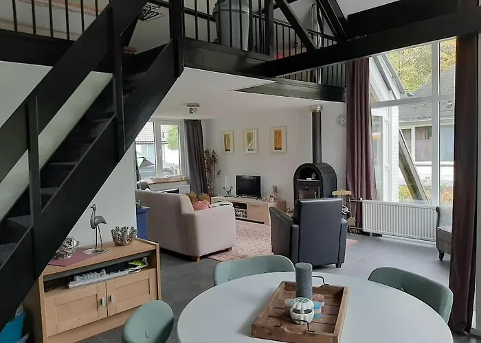 Vrijstaande Recreatievilla Met Ruime Omheinde Tuin Holiday home Posterholt